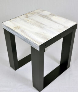 VINTAGE FINISH CHAIR1