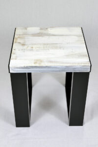 VINTAGE FINISH CHAIR1